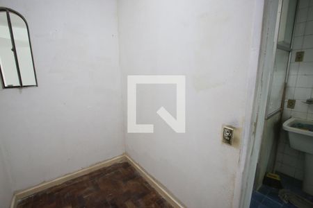 Apartamento à venda com 74m², 3 quartos e 1 vaga Apartamento à venda com 74m², 3 quartos e 1 vagaQuarto de Serviço