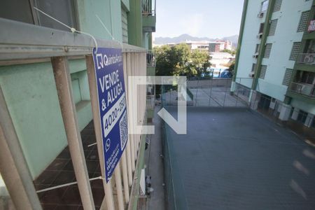 Apartamento à venda com 74m², 3 quartos e 1 vaga Apartamento à venda com 74m², 3 quartos e 1 vagaPlaquinha