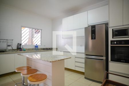 Cozinha de casa à venda com 3 quartos, 240m² em Vila Brasilina, São Paulo
