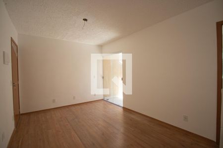 Sala de apartamento para alugar com 2 quartos, 60m² em Tribobó, São Gonçalo