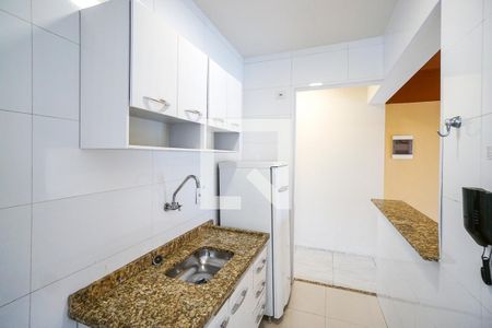 Apartamento à venda com 50m², 2 quartos e 1 vaga Apartamento à venda com 50m², 2 quartos e 1 vagaCozinha