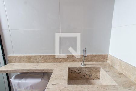 Casa à venda com 105m², 2 quartos e sem vagaBanheiro da Suíte