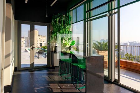 Studio à venda com 25m², 0 quarto e sem vaga Studio à venda com 25m², 0 quarto e sem vagaRooftop