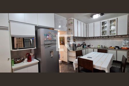 Casa à venda com 500m², 3 quartos e 7 vagasCozinha 