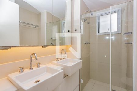 Banheiro de apartamento para alugar com 3 quartos, 106m² em Aclimação, São Paulo