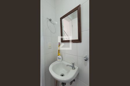 Apartamento à venda com 135m², 4 quartos e 2 vagas Apartamento à venda com 135m², 4 quartos e 2 vagasBanheiro de Serviço