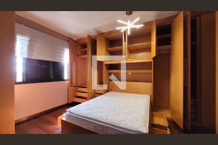 Apartamento à venda com 135m², 4 quartos e 2 vagas Apartamento à venda com 135m², 4 quartos e 2 vagasQuarto 3