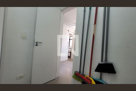 Apartamento à venda com 135m², 4 quartos e 2 vagas Apartamento à venda com 135m², 4 quartos e 2 vagasÁrea de Serviço