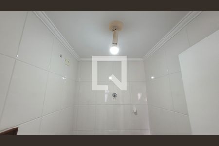 Apartamento à venda com 135m², 4 quartos e 2 vagas Apartamento à venda com 135m², 4 quartos e 2 vagasBanheiro de Serviço