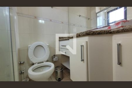 Apartamento à venda com 135m², 4 quartos e 2 vagas Apartamento à venda com 135m², 4 quartos e 2 vagasBanheiro do Quarto 2