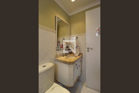 Apartamento à venda com 178m², 2 quartos e 3 vagasBanheiro da Suíte 2