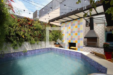 Apartamento à venda com 178m², 2 quartos e 3 vagasPiscina Cobertura