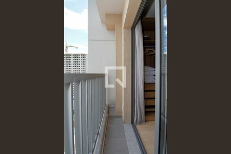 Varanda de kitnet/studio à venda com 1 quarto, 24m² em Pinheiros, São Paulo