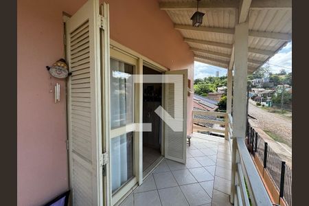Casa à venda com 140m², 2 quartos e 4 vagasVaranda