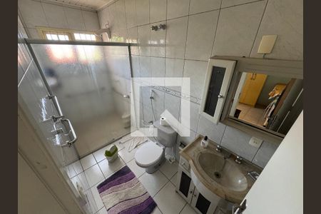 Casa à venda com 140m², 2 quartos e 4 vagasBanheiro