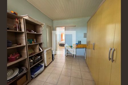 Casa à venda com 140m², 2 quartos e 4 vagasQuarto 