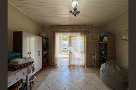 Casa à venda com 140m², 2 quartos e 4 vagasSala