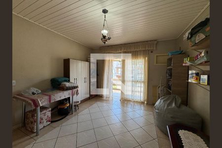 Casa à venda com 140m², 2 quartos e 4 vagasSala