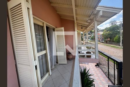 Casa à venda com 140m², 2 quartos e 4 vagasVaranda