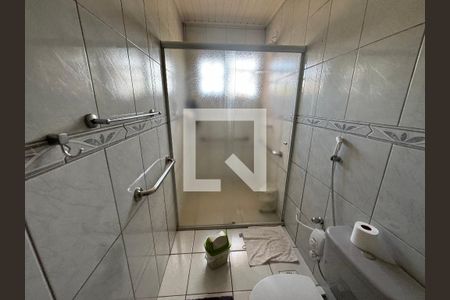 Casa à venda com 140m², 2 quartos e 4 vagasBanheiro