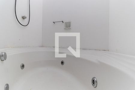 Casa para alugar com 325m², 3 quartos e 4 vagas Casa para alugar com 325m², 3 quartos e 4 vagasBanheiro Social