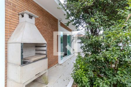 Casa para alugar com 325m², 3 quartos e 4 vagas Casa para alugar com 325m², 3 quartos e 4 vagasChurasqueira