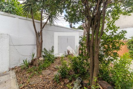 Casa para alugar com 325m², 3 quartos e 4 vagas Casa para alugar com 325m², 3 quartos e 4 vagasJardim