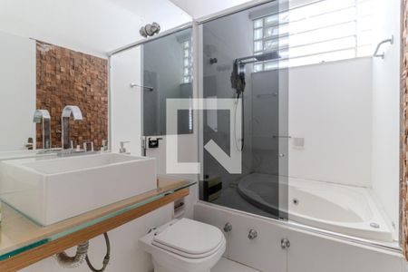 Casa para alugar com 325m², 3 quartos e 4 vagas Casa para alugar com 325m², 3 quartos e 4 vagasBanheiro Social