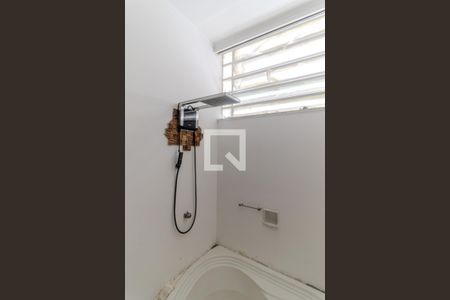 Casa para alugar com 325m², 3 quartos e 4 vagas Casa para alugar com 325m², 3 quartos e 4 vagasBanheiro Social