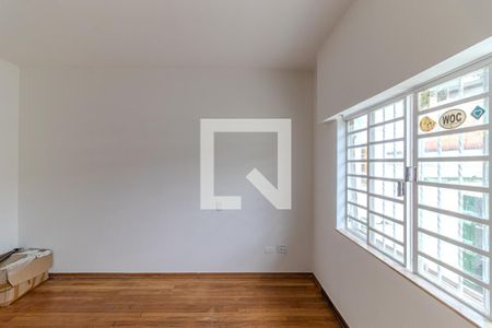 Casa para alugar com 325m², 3 quartos e 4 vagas Casa para alugar com 325m², 3 quartos e 4 vagasQuarto 2