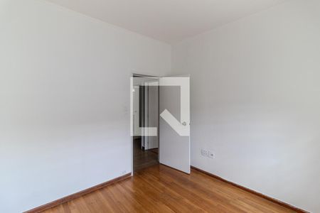 Casa para alugar com 325m², 3 quartos e 4 vagas Casa para alugar com 325m², 3 quartos e 4 vagasQuarto 1