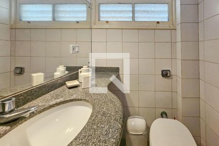 Apartamento para alugar com 54m², 1 quarto e sem vagaBanheiro da Suíte