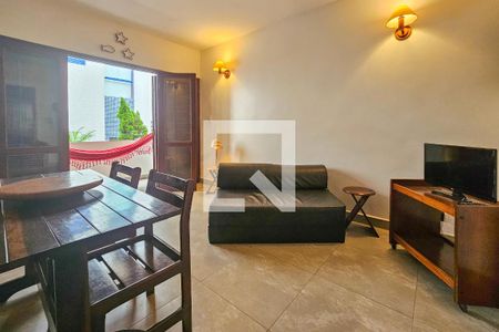 Sala de apartamento para alugar com 1 quarto, 54m² em Praia Enseada, Guarujá