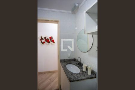 Apartamento à venda com 58m², 2 quartos e 1 vagaBanheiro Social