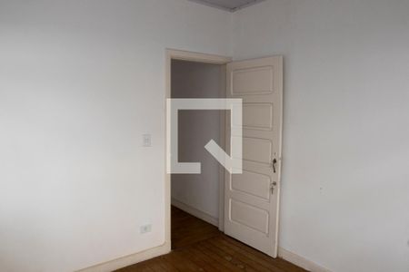 Casa para alugar com 200m², 2 quartos e 2 vagas Casa para alugar com 200m², 2 quartos e 2 vagasQuarto