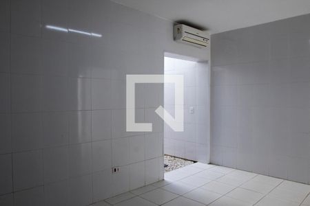 Sala de casa para alugar com 2 quartos, 200m² em Perdizes, São Paulo