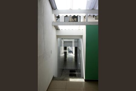 Casa para alugar com 200m², 2 quartos e 2 vagas Casa para alugar com 200m², 2 quartos e 2 vagasÁrea de Serviço