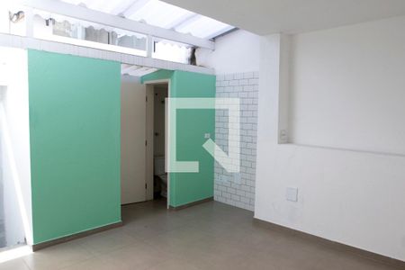 Casa para alugar com 200m², 2 quartos e 2 vagas Casa para alugar com 200m², 2 quartos e 2 vagasÁrea de Serviço