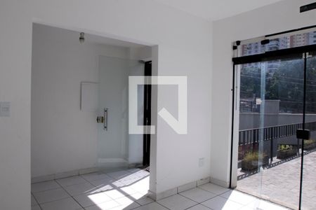Sala de casa para alugar com 2 quartos, 200m² em Perdizes, São Paulo