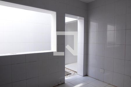 Casa para alugar com 200m², 2 quartos e 2 vagas Casa para alugar com 200m², 2 quartos e 2 vagasCozinha