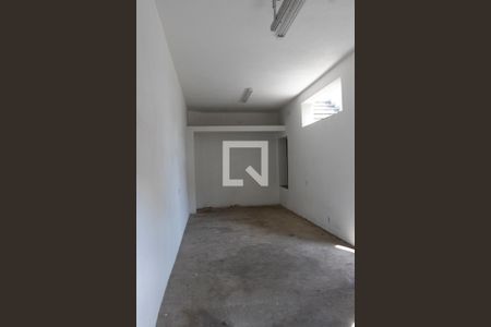 Casa para alugar com 200m², 2 quartos e 2 vagas Casa para alugar com 200m², 2 quartos e 2 vagasGaragem