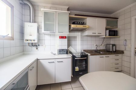 Apartamento para alugar com 107m², 3 quartos e 2 vagasCozinha