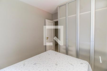 Apartamento para alugar com 107m², 3 quartos e 2 vagasQuarto 2