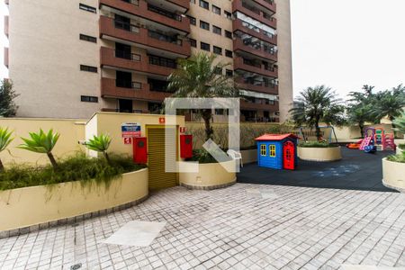 Apartamento para alugar com 107m², 3 quartos e 2 vagasÁrea comum - Playground