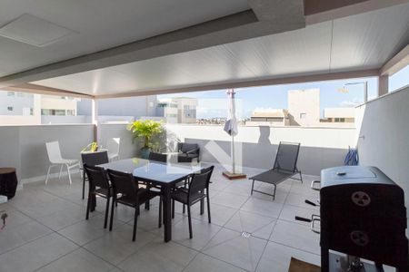Apartamento à venda com 126m², 2 quartos e 2 vagas Apartamento à venda com 126m², 2 quartos e 2 vagasCobertura