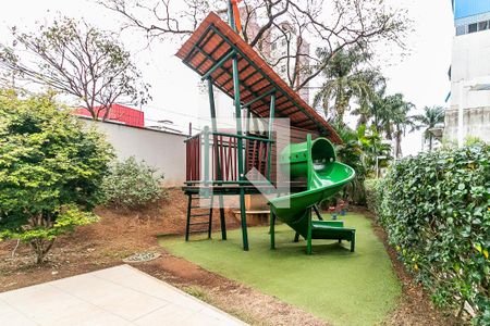 Apartamento à venda com 126m², 2 quartos e 2 vagas Apartamento à venda com 126m², 2 quartos e 2 vagasÁrea comum - Playground