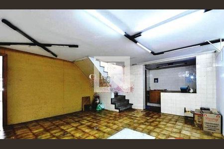 Casa à venda com 4 quartos, 500m² em Água Rasa, São Paulo