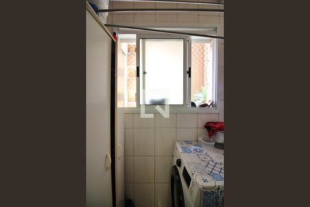 Apartamento à venda com 56m², 2 quartos e 1 vagaCozinha e Área de Serviço