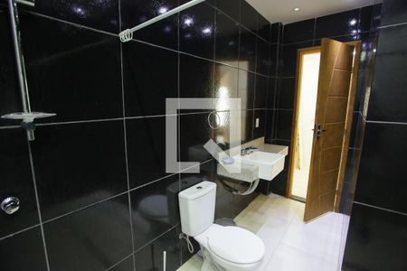 Casa de condomínio à venda com 200m², 3 quartos e 2 vagasBanheiro da Suíte 1