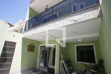 Casa de condomínio à venda com 200m², 3 quartos e 2 vagasÀrea comum